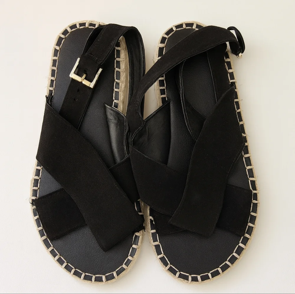 Krush Black Espadrille Sandals Sz 6 | Resort Casual Flat Slides